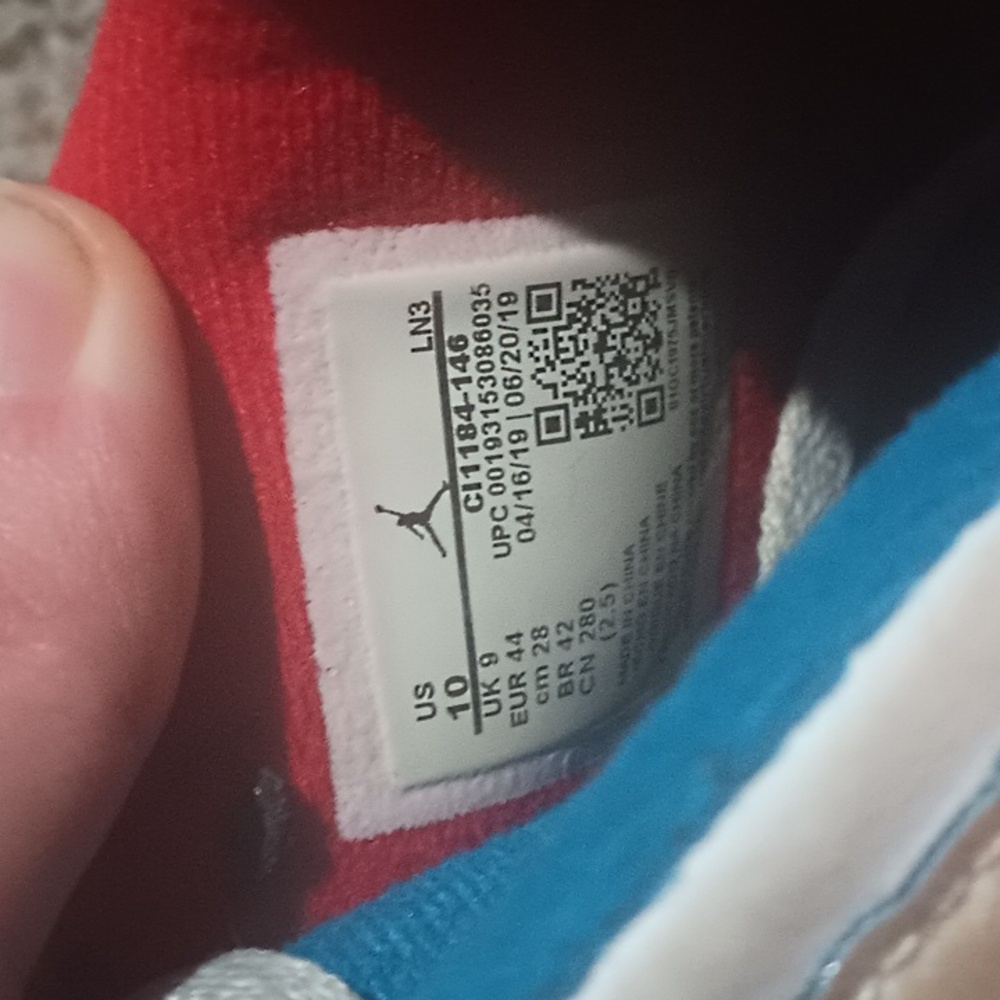 Air Jordan 4 Retro - Picture 11 of 11